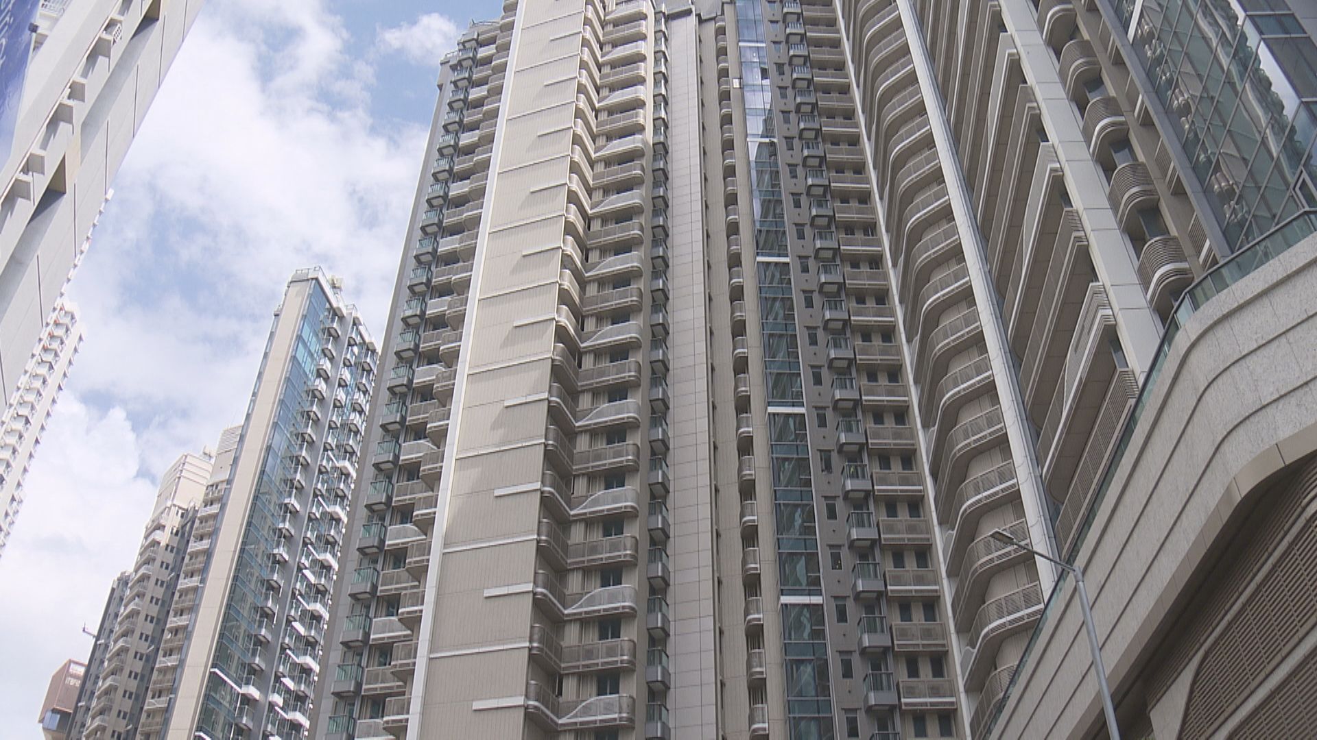 【加息後周末】十大屋苑僅開4張單 一手靠貨尾撐