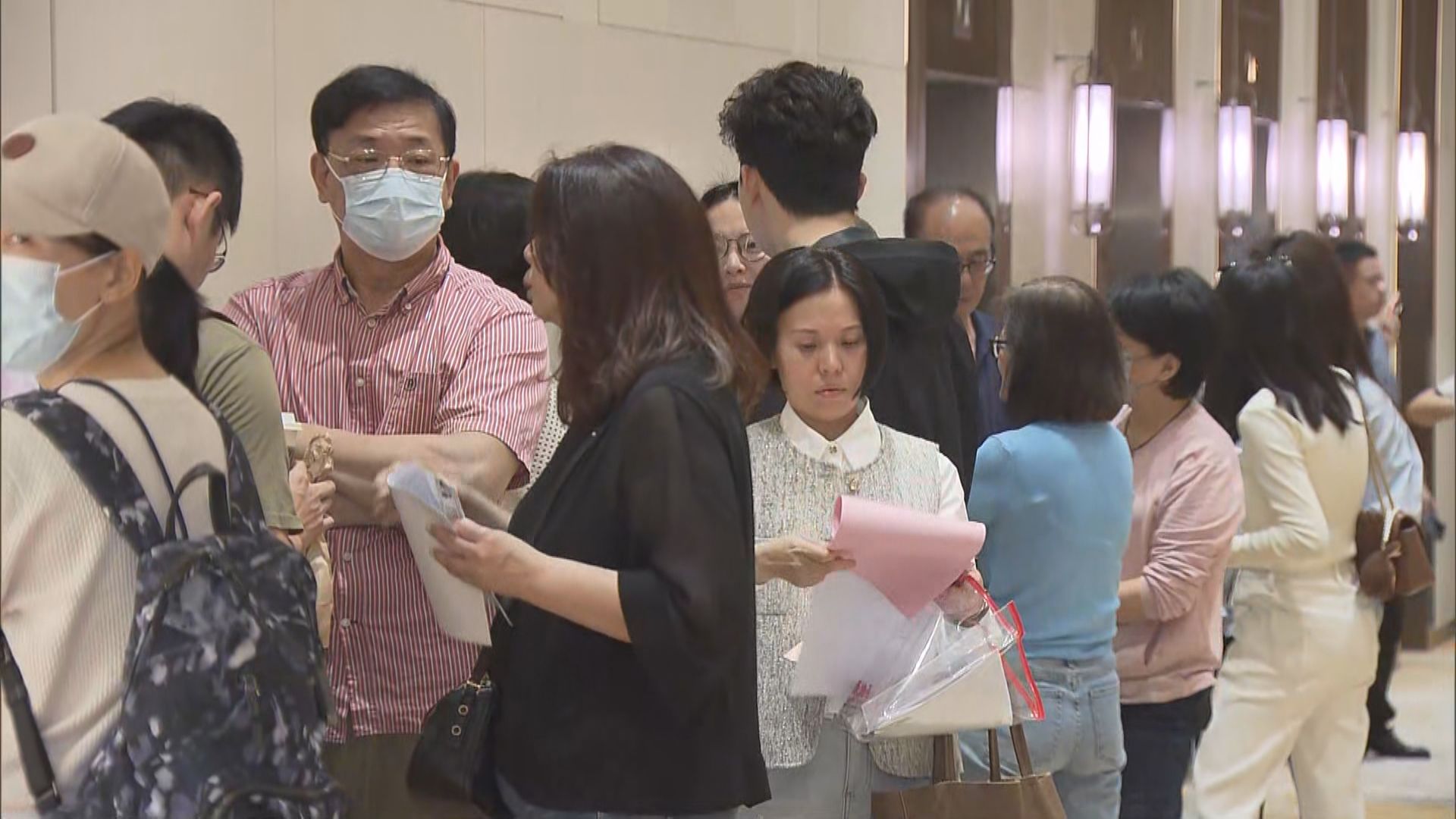 【周末樓市】新盤首匯123伙沽清 二手交投量見8周最多