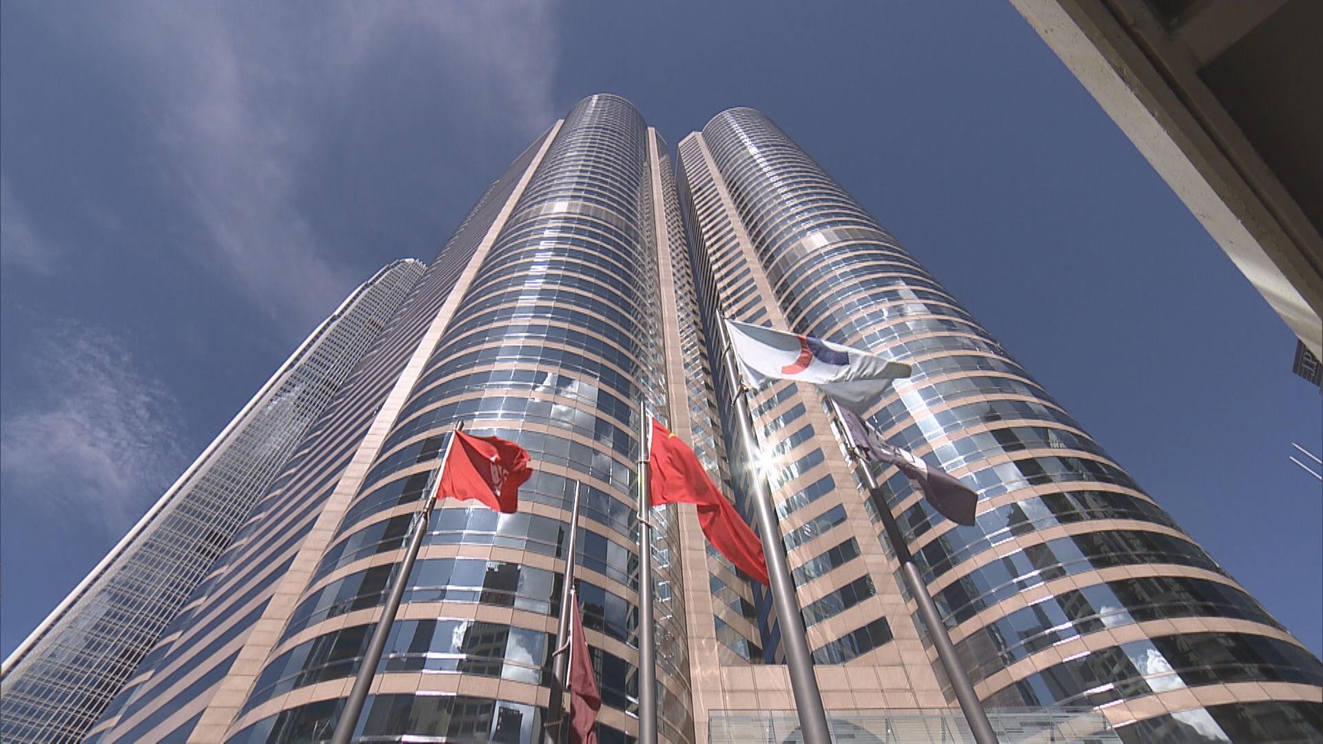 【藍籌業績】港交所上季多賺30% 勝預期