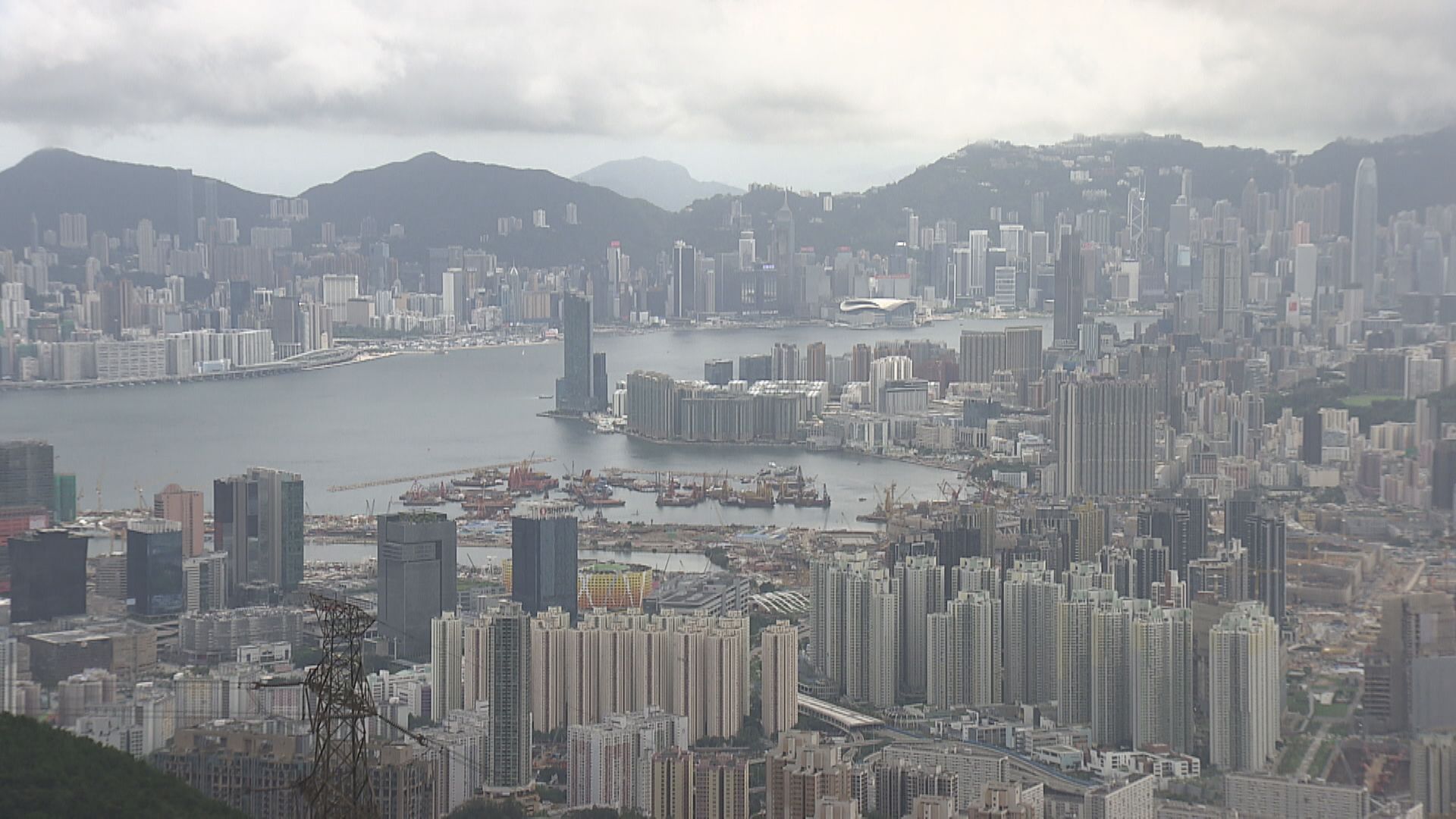 【復甦開局理想】滙豐上調港今年經濟增長預測至5%