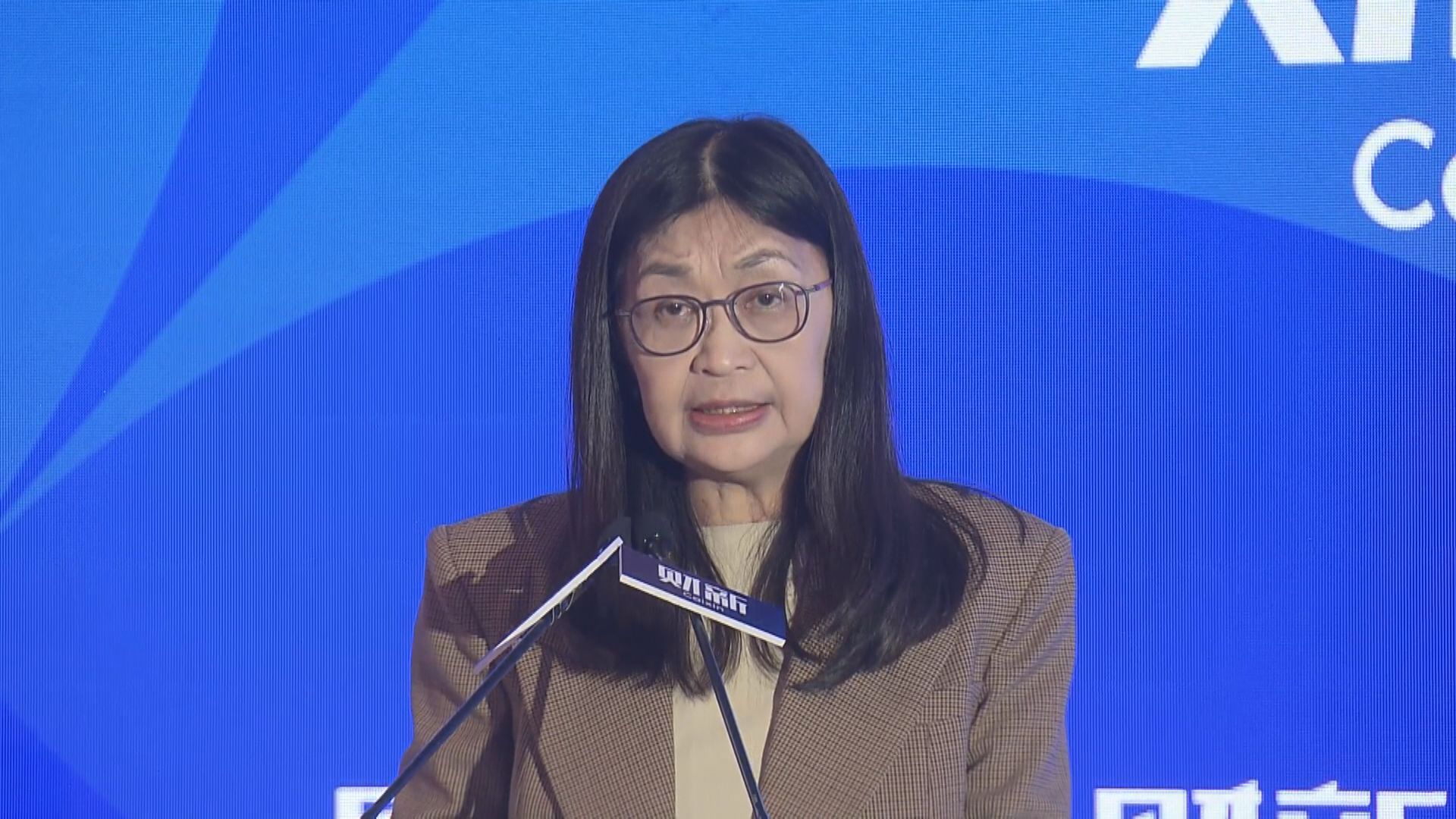 【擴容優化】梁鳳儀:力爭人民幣櫃台年底前納入「南向通」