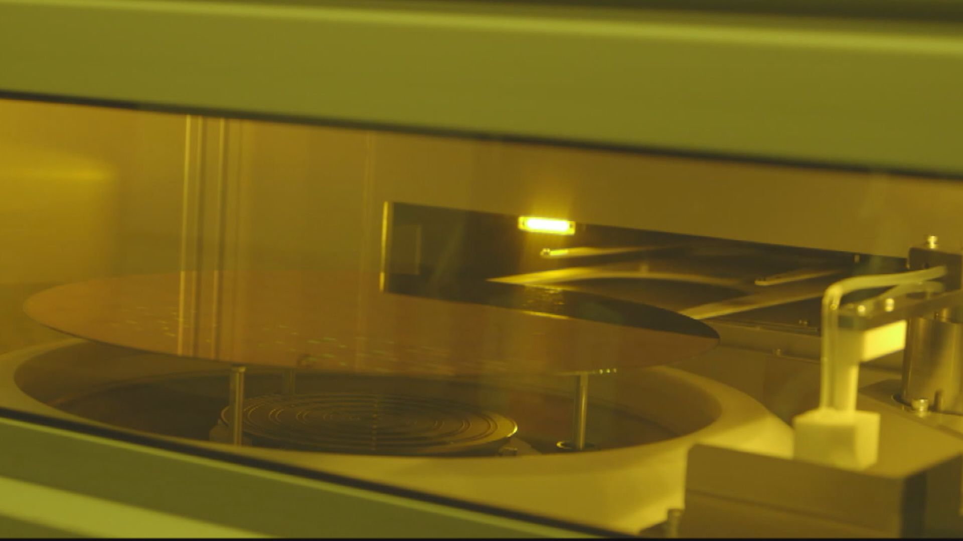 【指引超預期】中芯料今季收入按季最多增8%