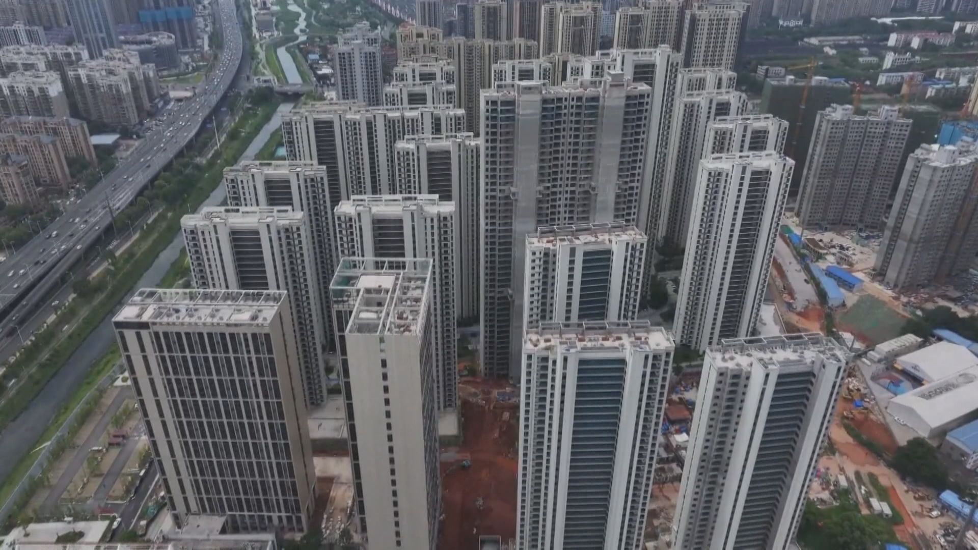 【樓價跌勢放緩】標普料內地今年新樓銷售跌幅收窄至3%