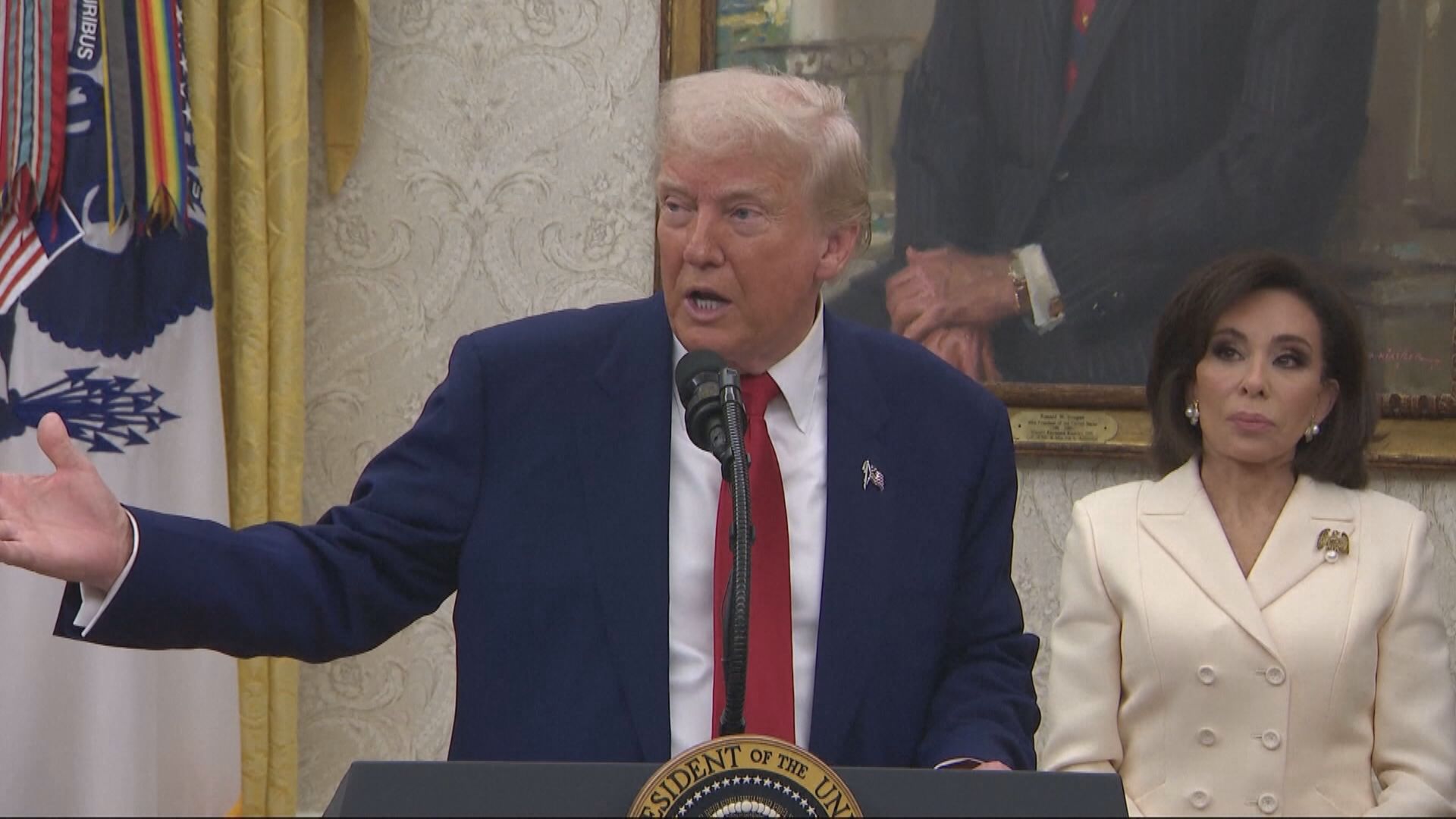 【經濟數據弱】特朗普:鮑威爾必須立即減息