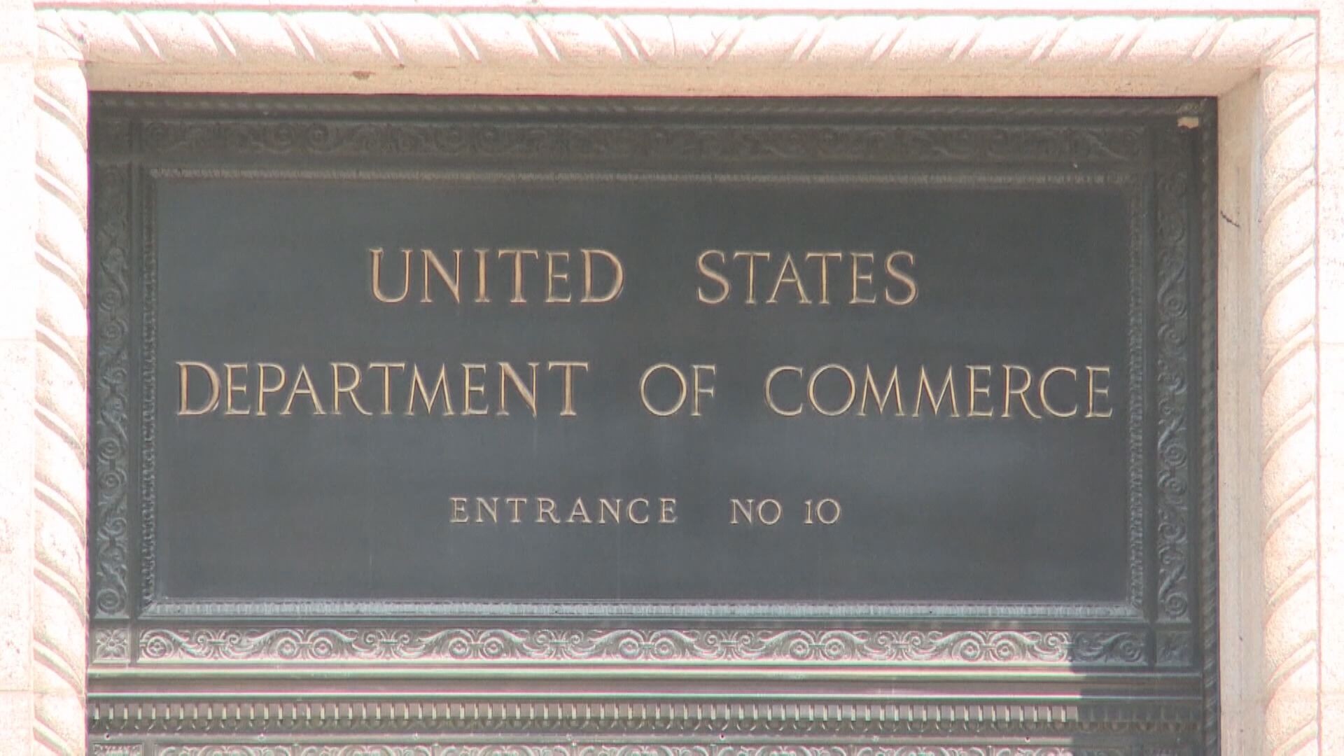 【國安考慮】美制裁43個實體 涉助解放軍訓練機師