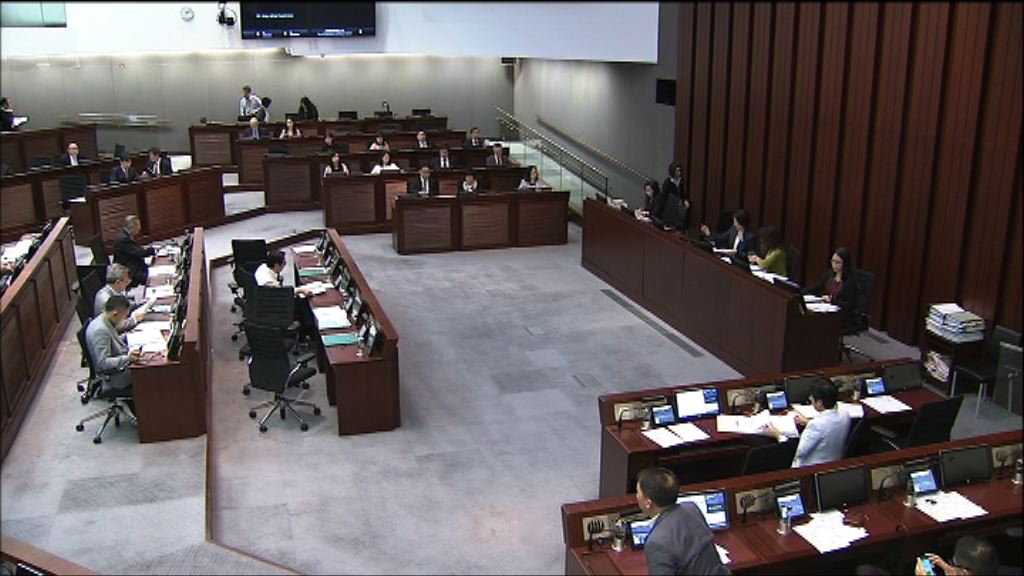 立法會大會時間縮短讓財委會加開會議