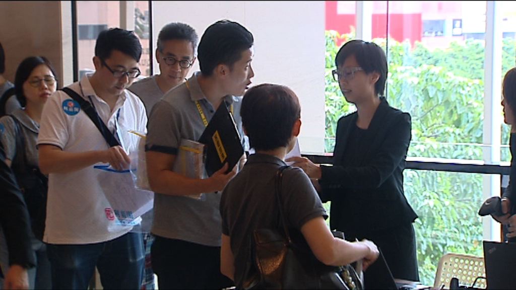 樓市成交萎縮　代理行業流轉快