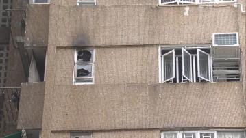 柴灣茵翠苑閉門失火 女戶主不適送院