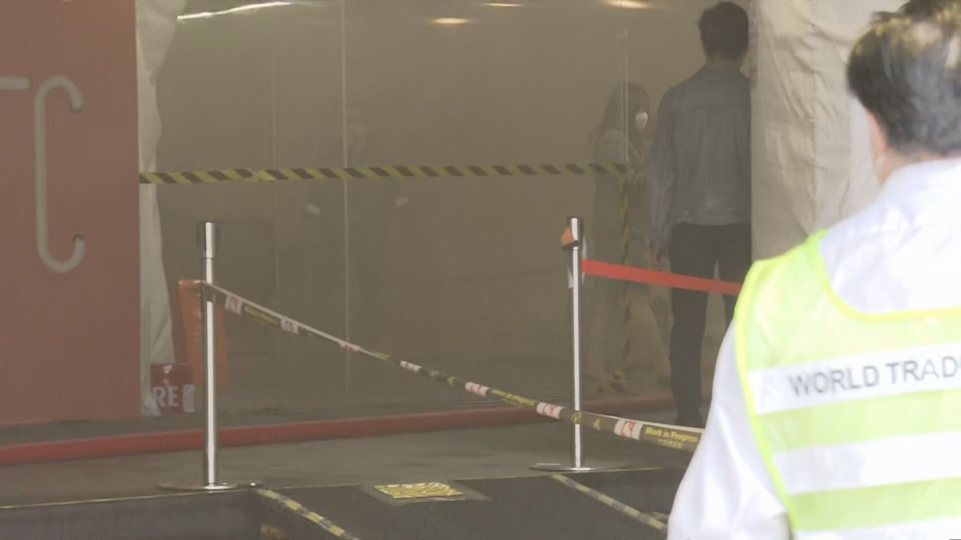 銅鑼灣世貿中心發生三級火　多人被困