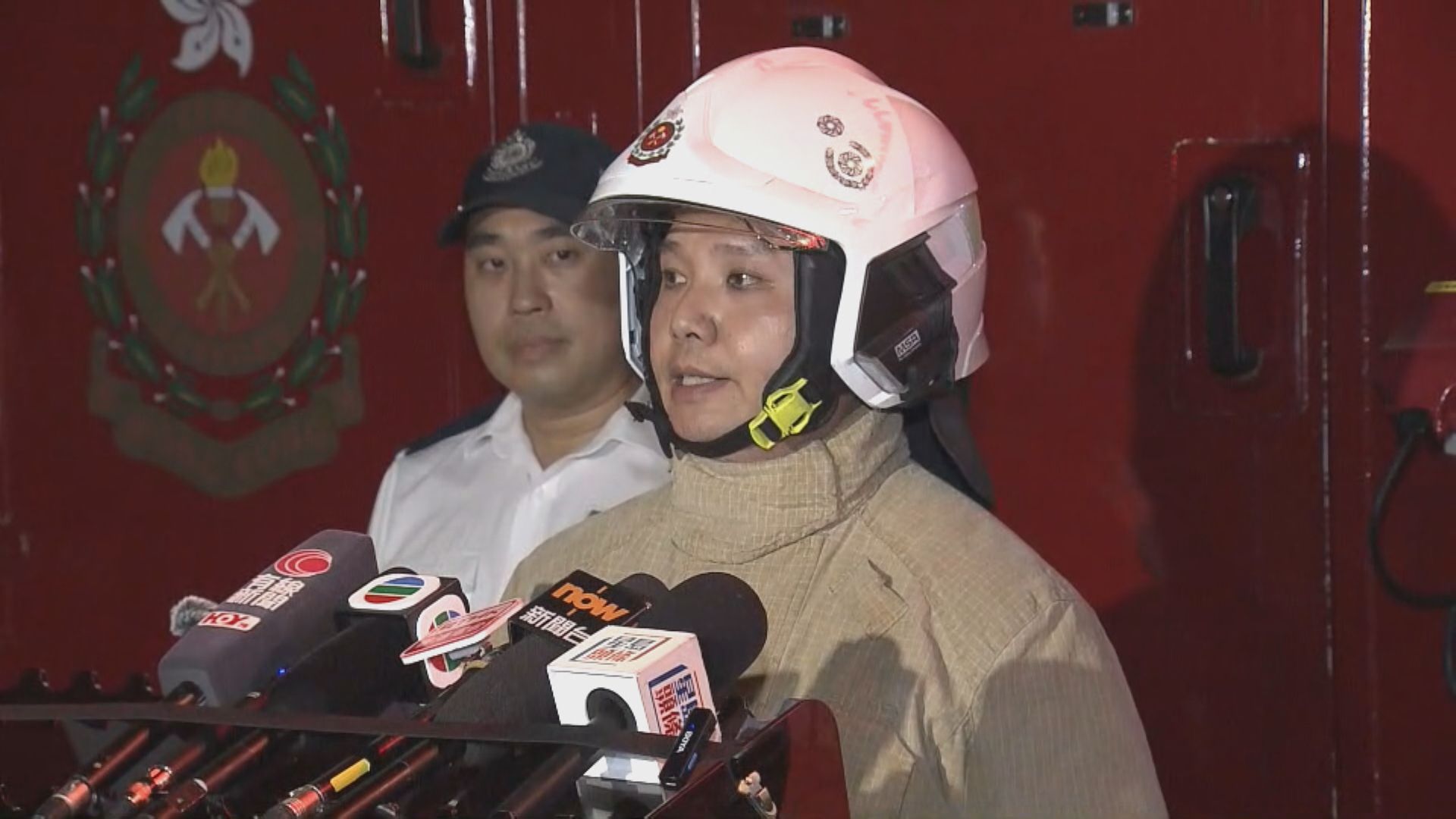 天水圍厦村貨倉三級火　消防處：起火原因未明　火場面積大增加救援難度