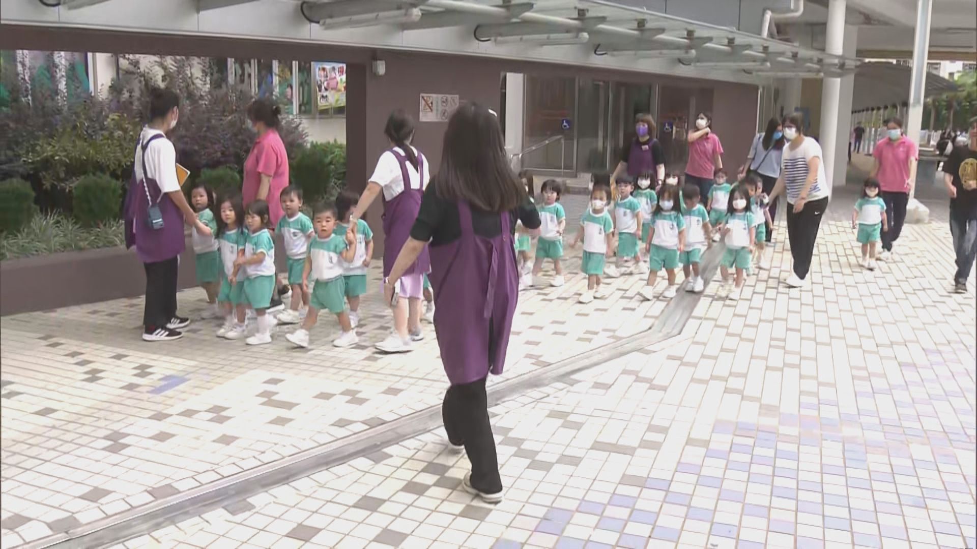 葵涌邨一間幼稚園火警　110名師生疏散無人傷