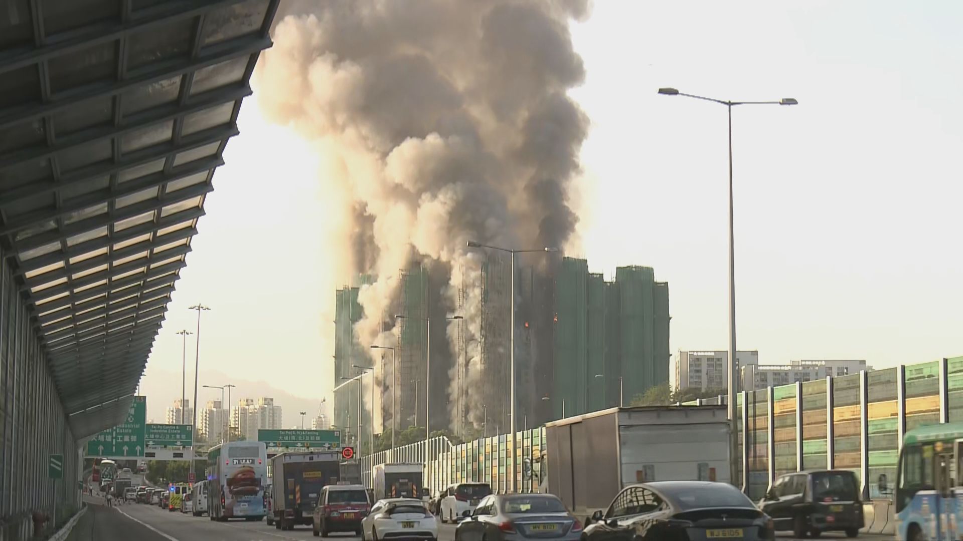 宏福苑五級火｜39條專營巴士路線受影響　需改道行駛