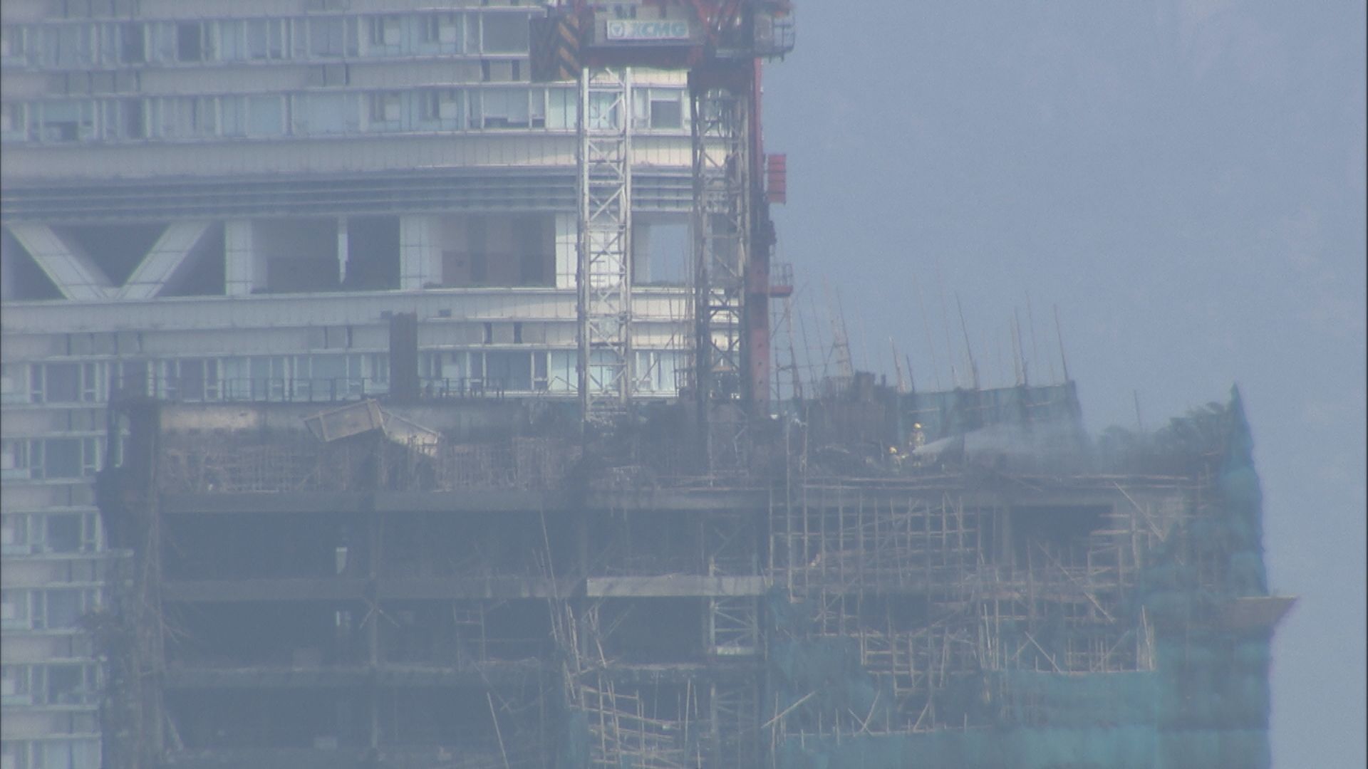 尖沙咀中間道地盤四級火今早八時半大致救熄