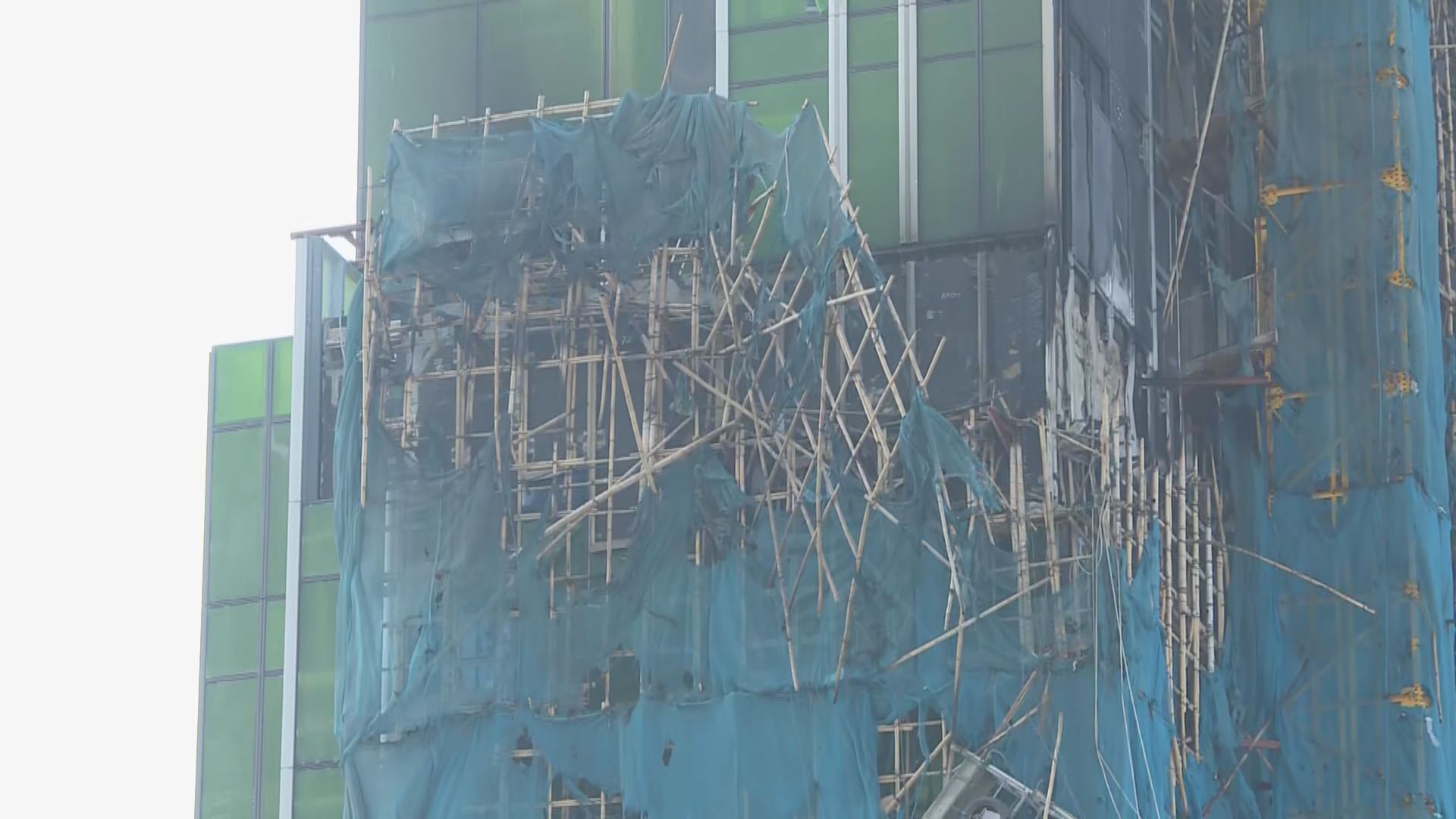 尖沙咀中間道地盤四級火今早八時半大致救熄