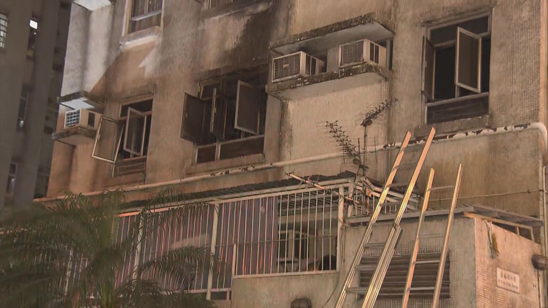 洪水橋住宅起火至少五人送院　一名幼童死亡