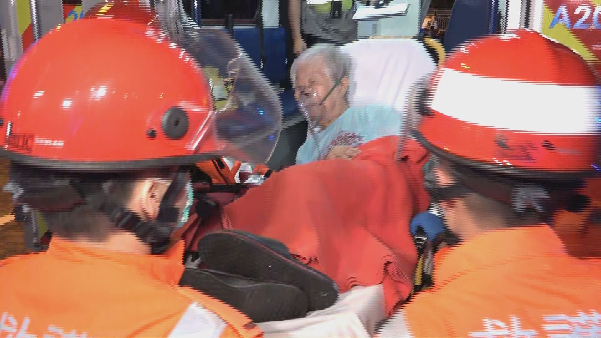 青衣長宏邨發生火警　五人不適送院