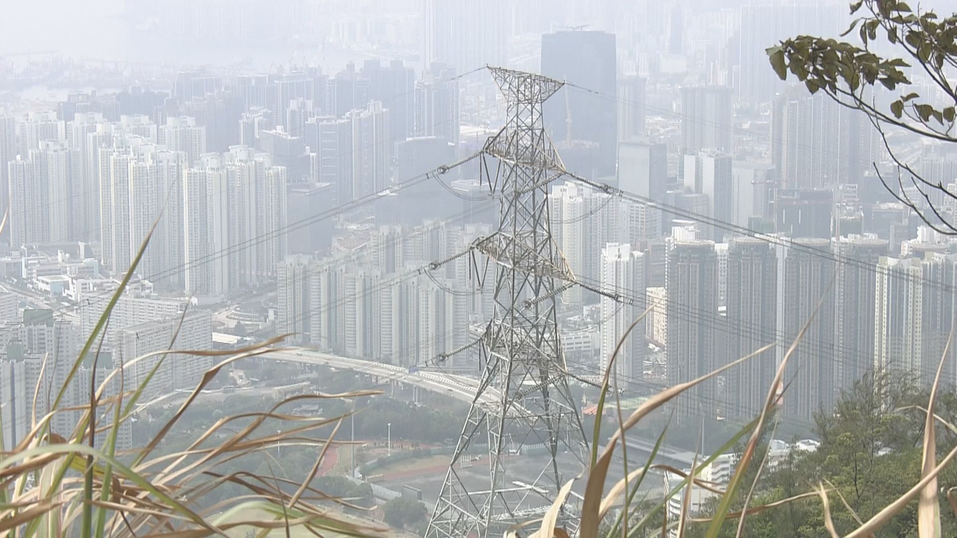 慈雲山電塔冒火光致電壓驟降　中電正調查事故原因