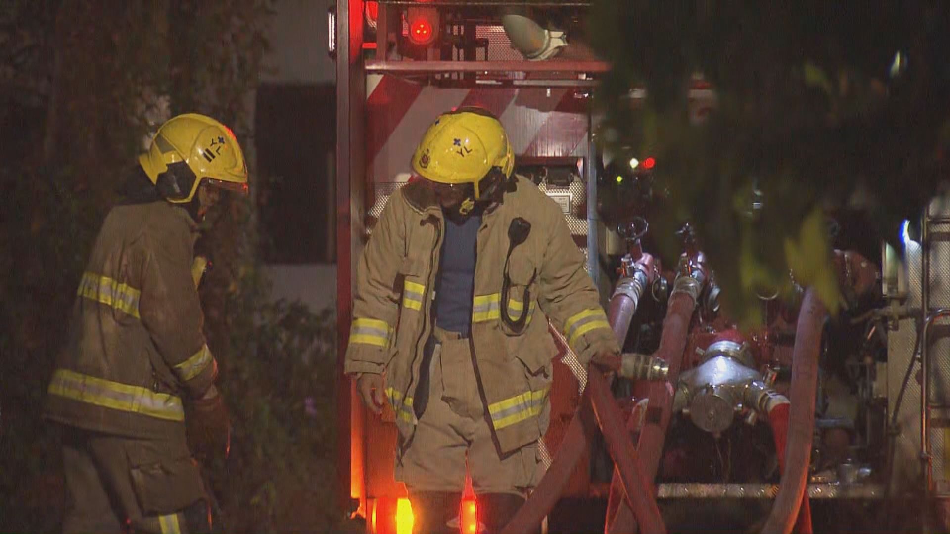 元朗鐵皮屋貨倉三級火無人傷