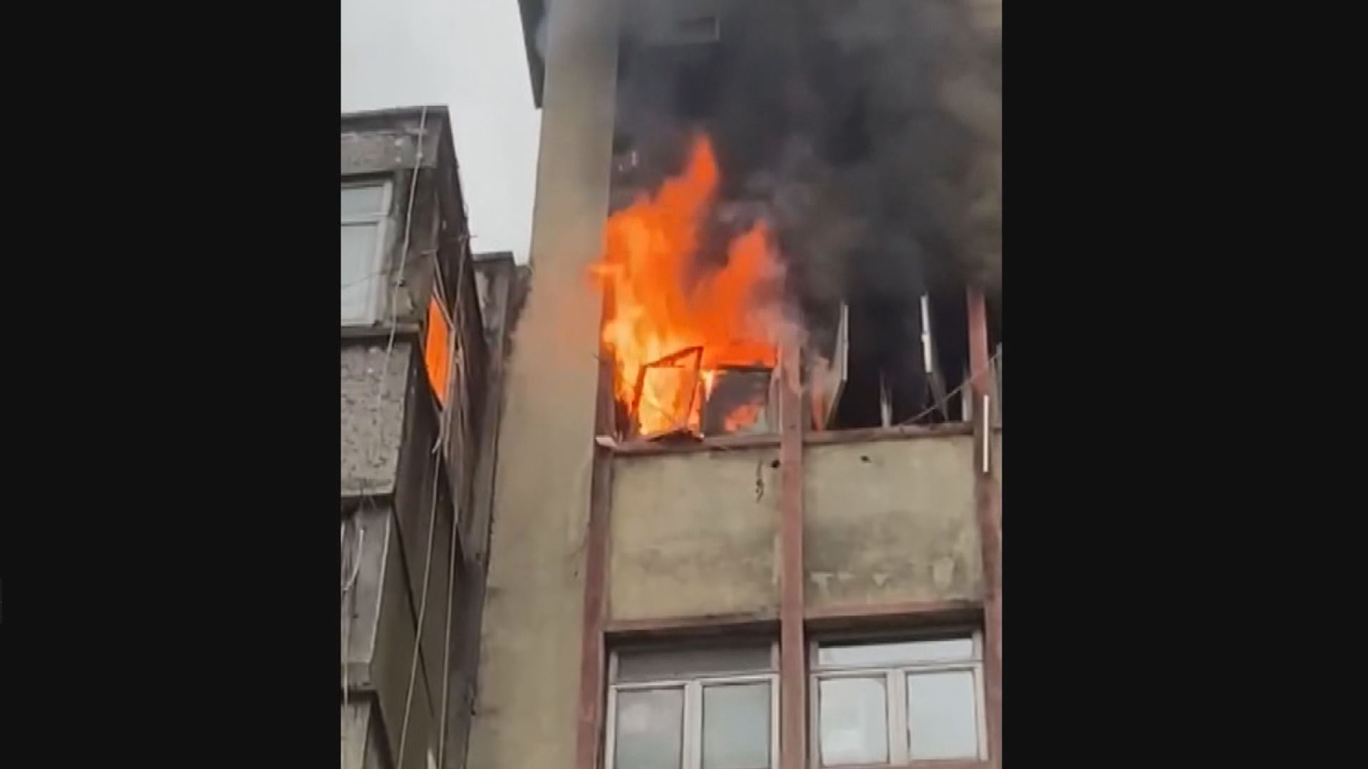 油麻地住宅單位火警至少四人傷