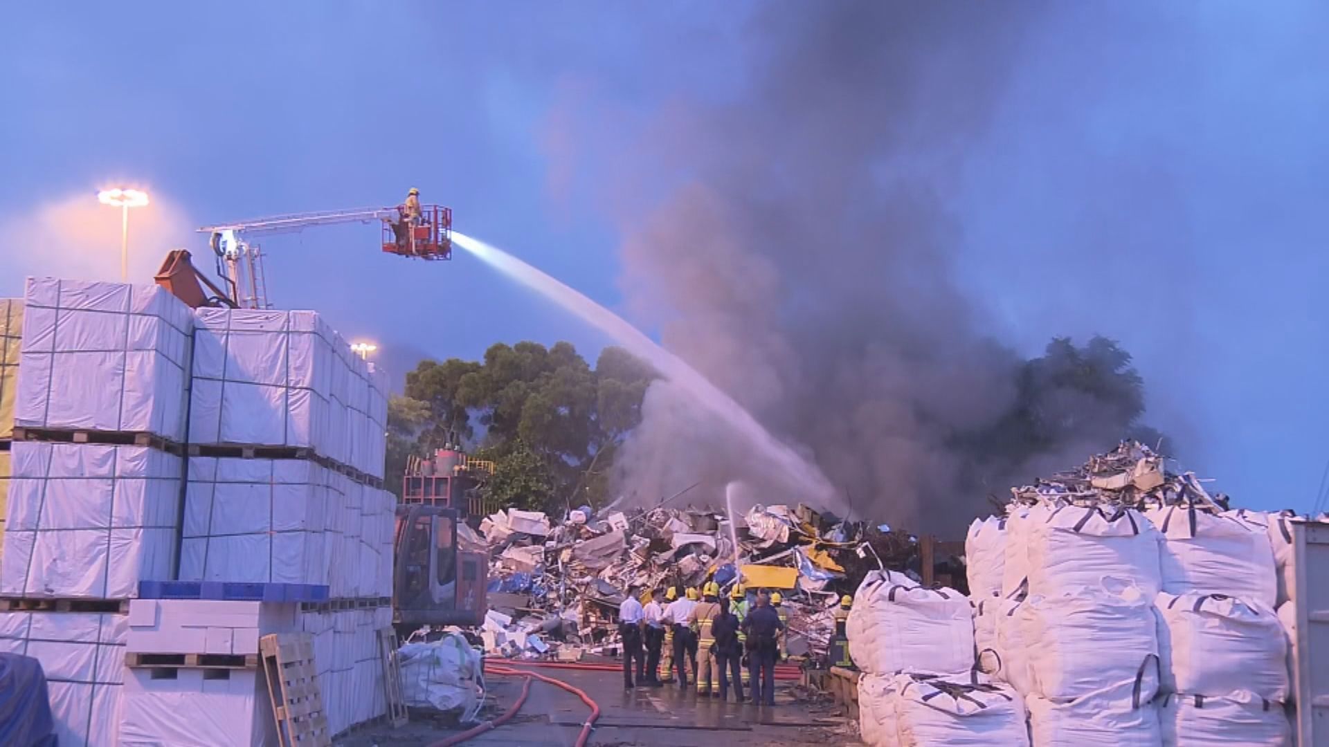 新油麻地公眾貨物裝卸區二級火無人傷