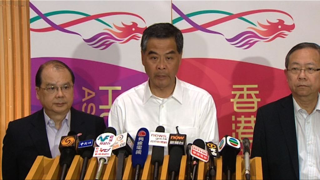 梁振英否認施壓令前線急於撲火