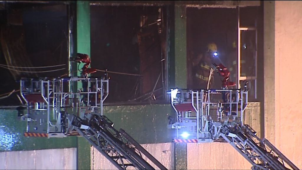 迷你倉四級火　三樓七成火勢已撲熄