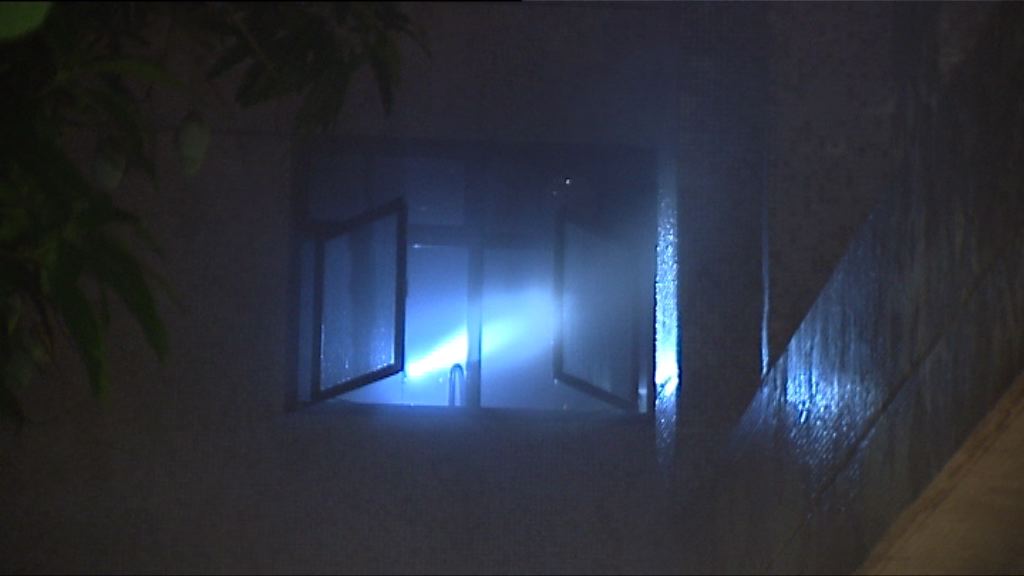 何文田一裝修單位失火一人輕傷