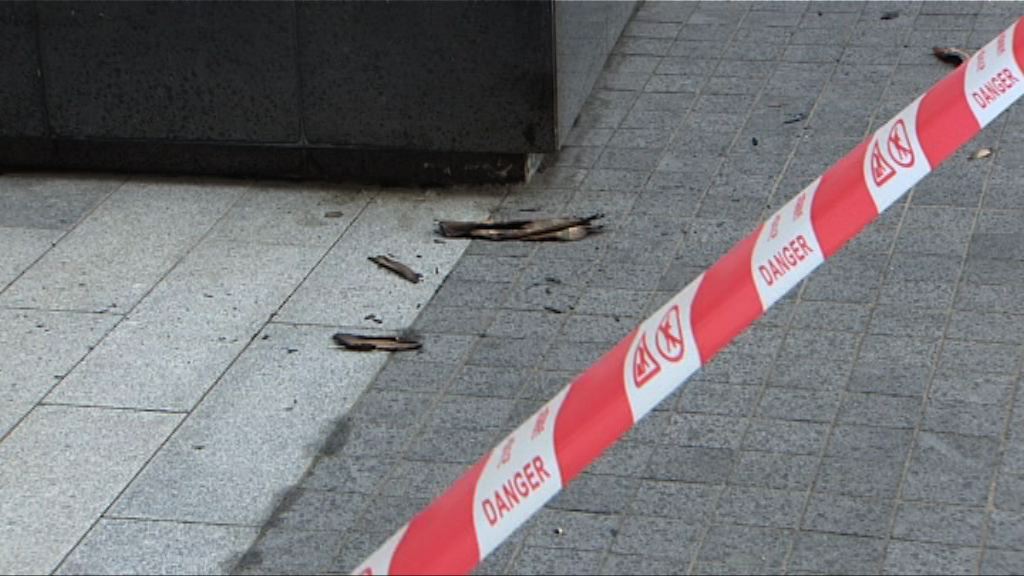 立法會廣場對開疑發生縱火案　警拘一漢