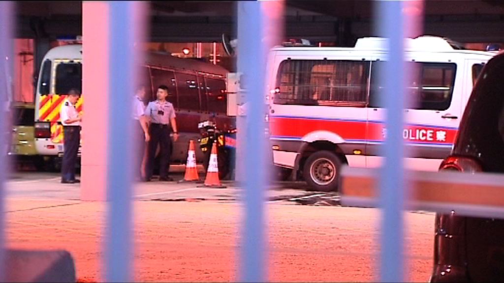 牛頭角警署電單車起火無人傷