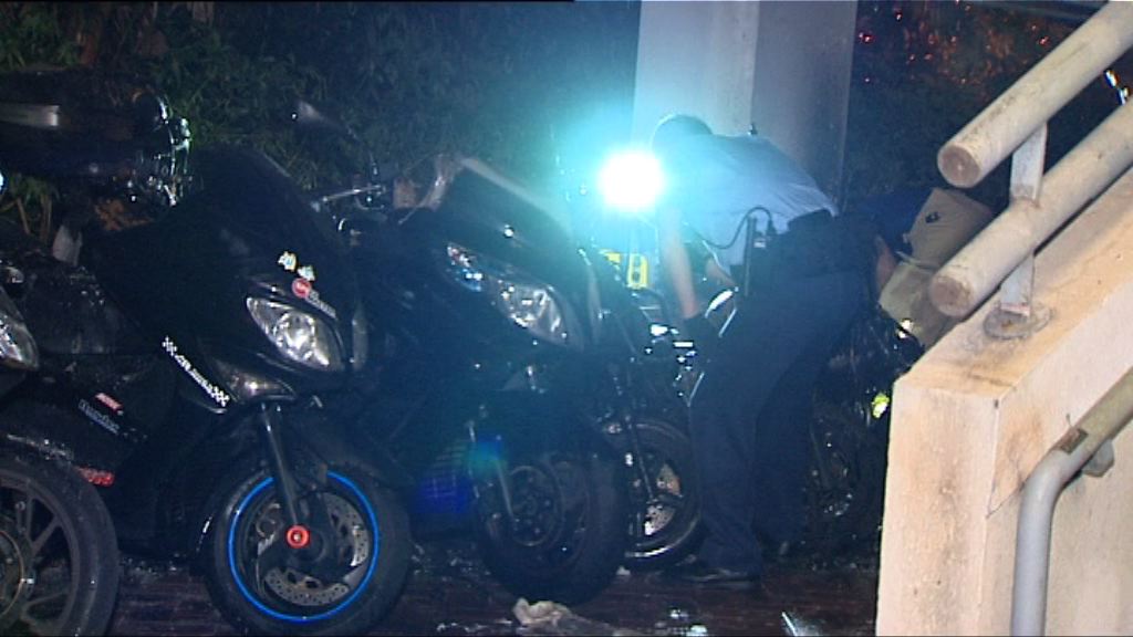 秀茂坪八部電單車焚毀列縱火案