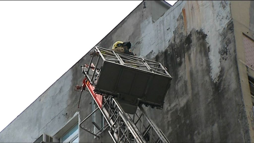 深水埗唐樓梯間火警兩女子不適