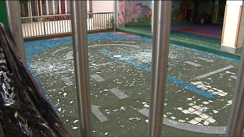 元朗石油氣爆炸　附近大廈玻璃震碎