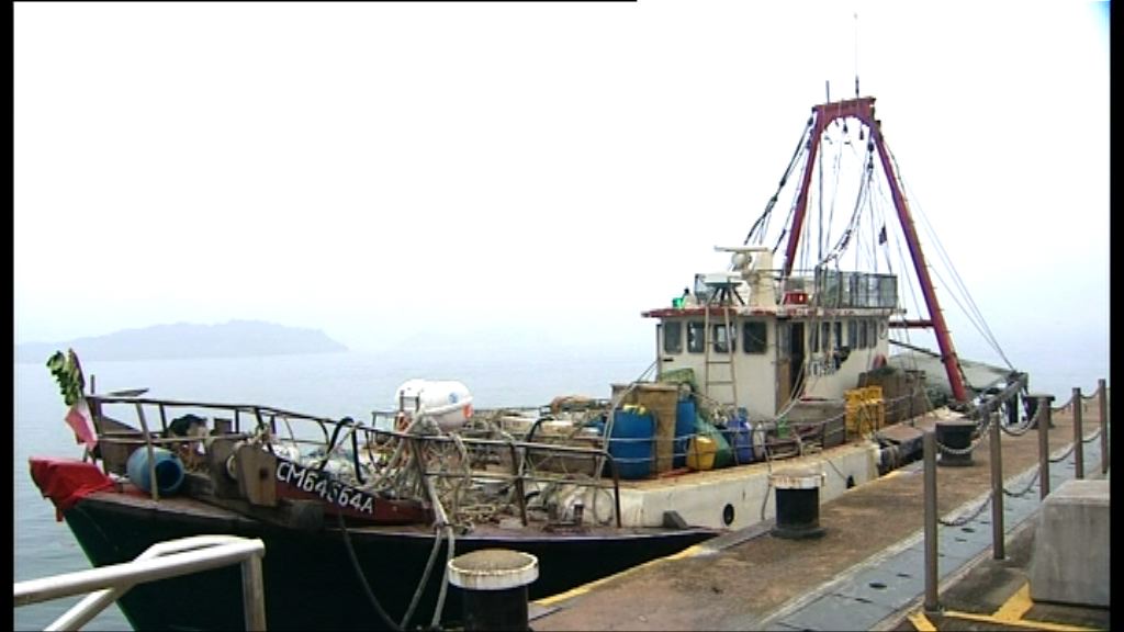 水警漁護署聯合打擊非法拖網捕魚