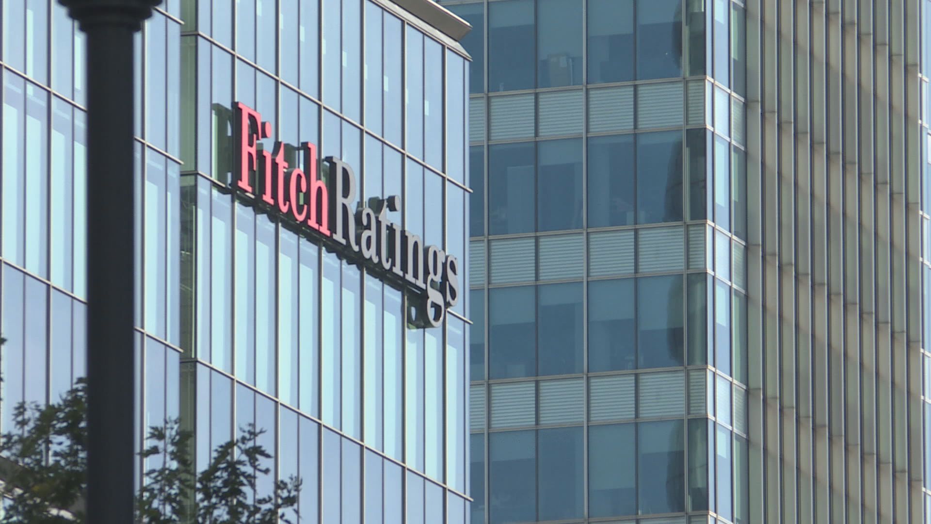 惠譽因中美貿易戰調低全球經濟增長預測