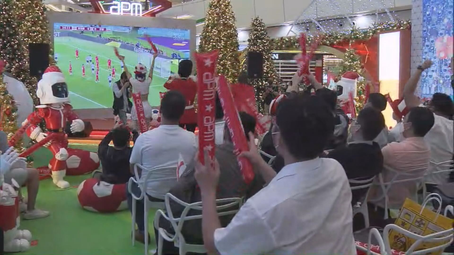 有市民特意到商場觀看世界盃賽事感受氣氛