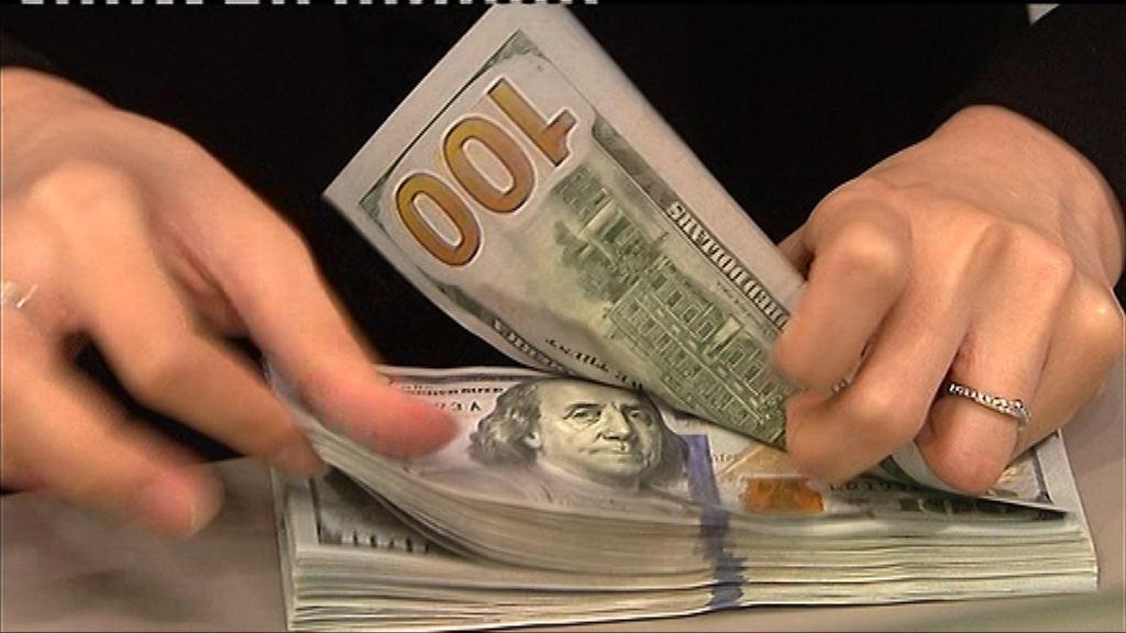 【美元崩圍】美匯指數插穿90　逾三年首見