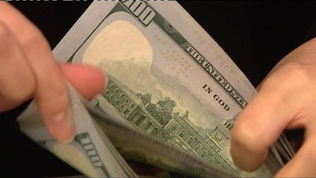 美匯跌至逾1年低位　美元兌日圓跌穿111