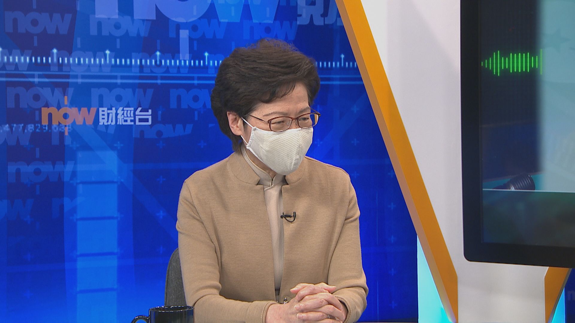 林鄭月娥︰學校、社會及公務員的基本法教育不足