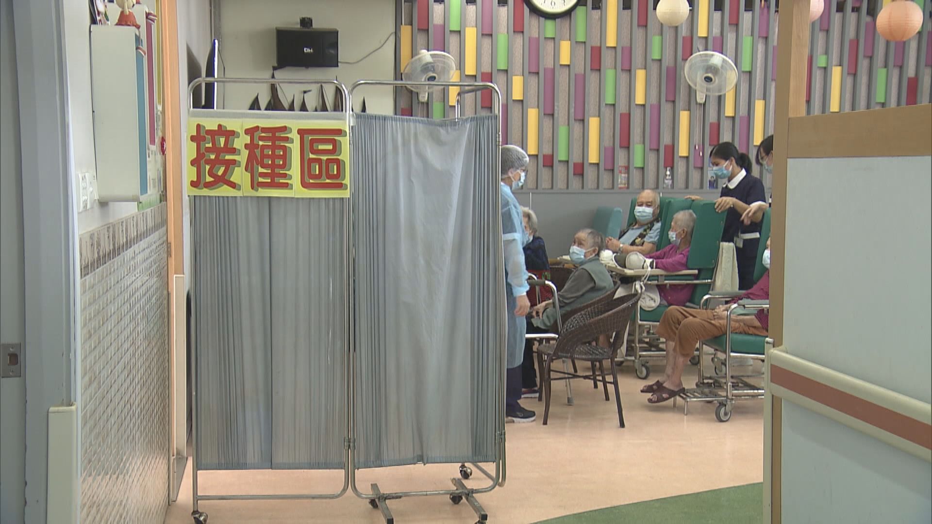 林正財：外展醫生到院舍講解令家屬同意長者接種新冠疫苗