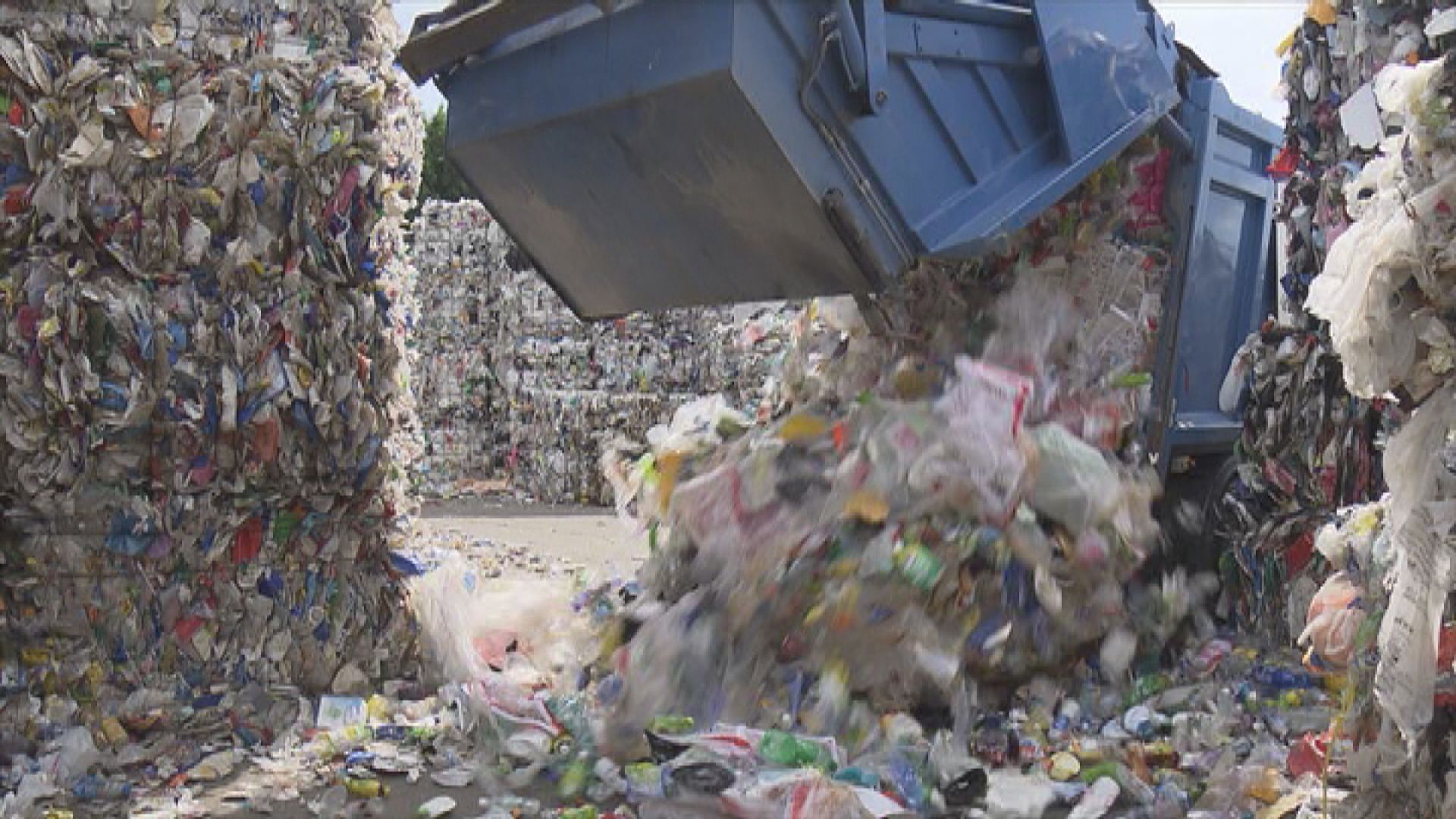 黃錦星：垃圾徵費視乎與議員溝通　再作修訂