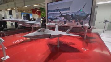 法國巴黎航展揭幕　中國首次在國外航展展出殲-20和殲-35模型