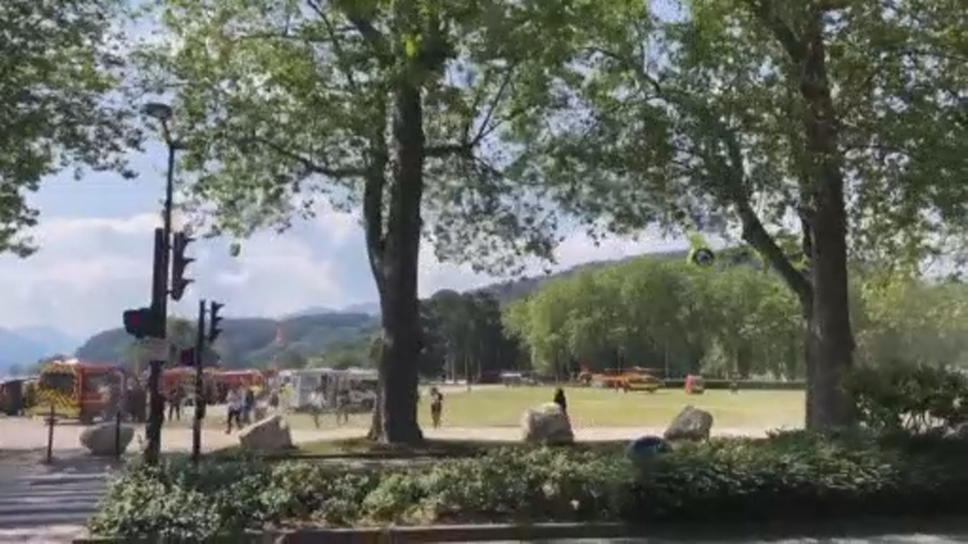 法國東南部城鎮發生持刀傷人案 多名兒童受傷