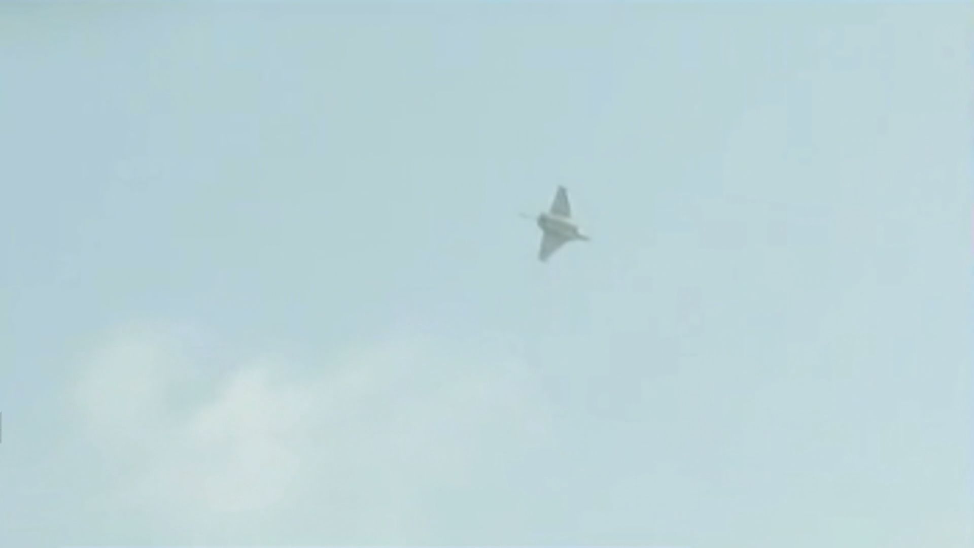 巴黎戰機超音速飛行發出巨響　一度引起恐慌