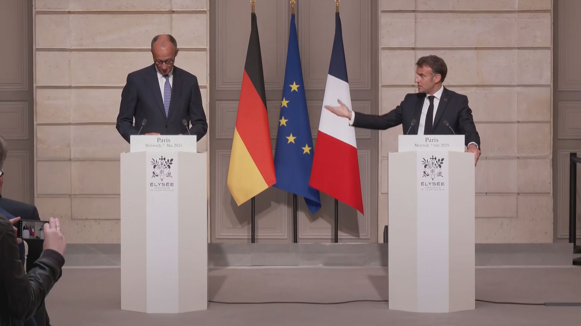 德國總理默茨訪法國晤總統馬克龍