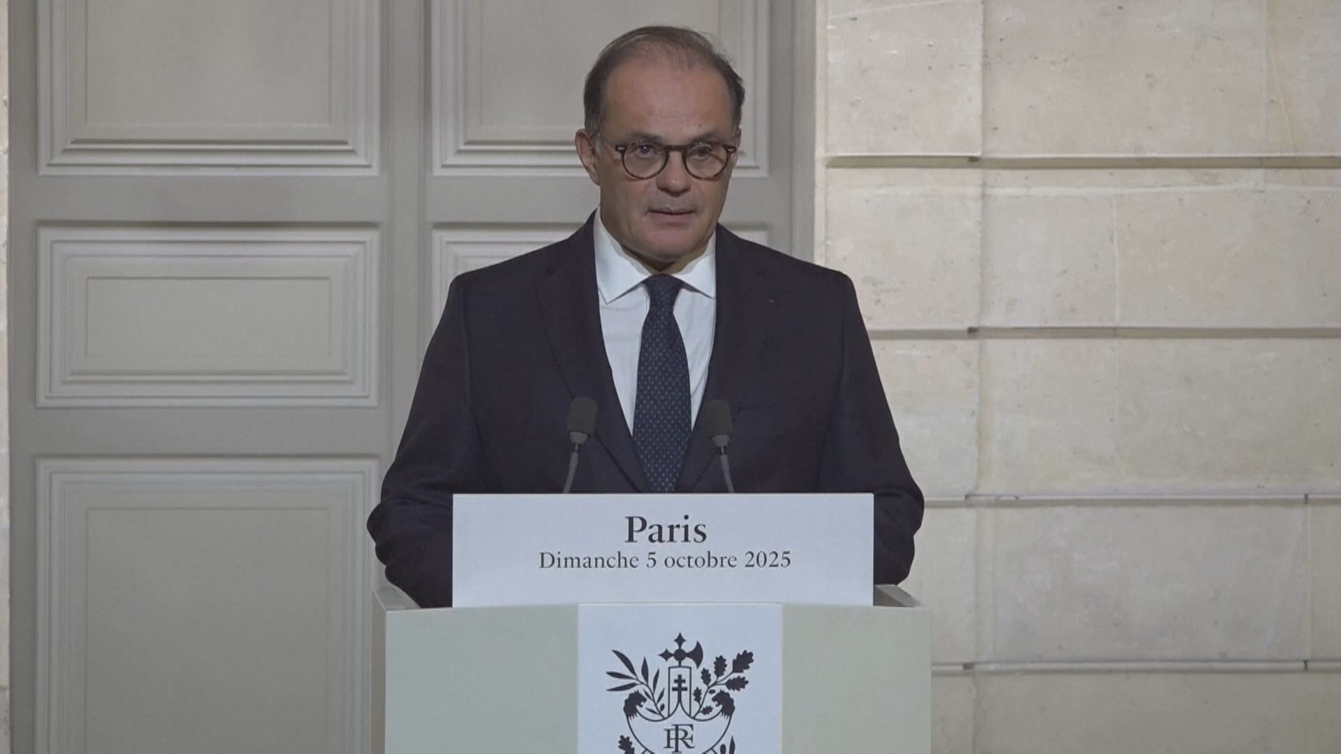 法國公布新政府成員名單　在野黨揚言提出不信任動議