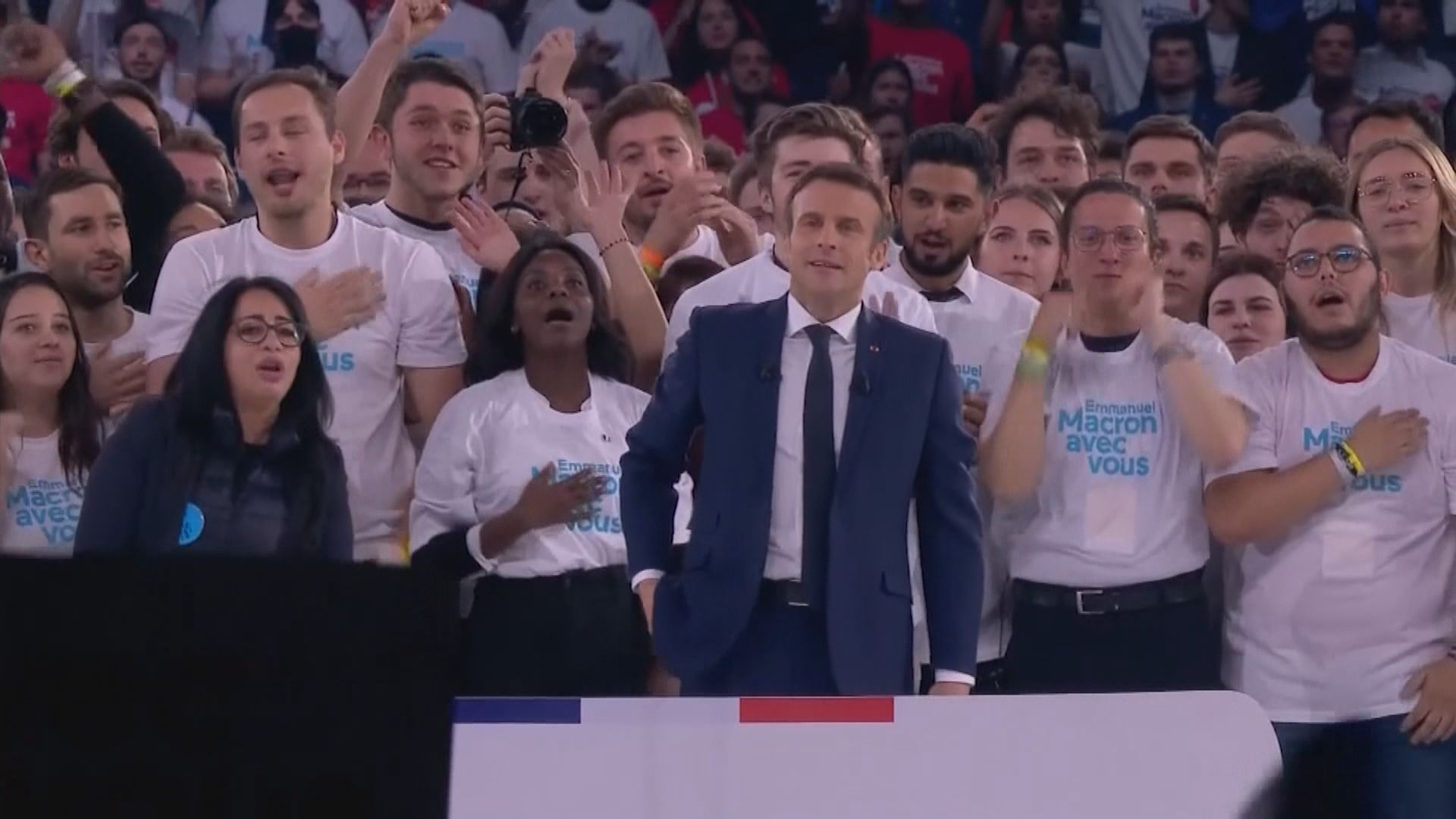馬克龍出席競選活動　警告支持者勿假設他必勝