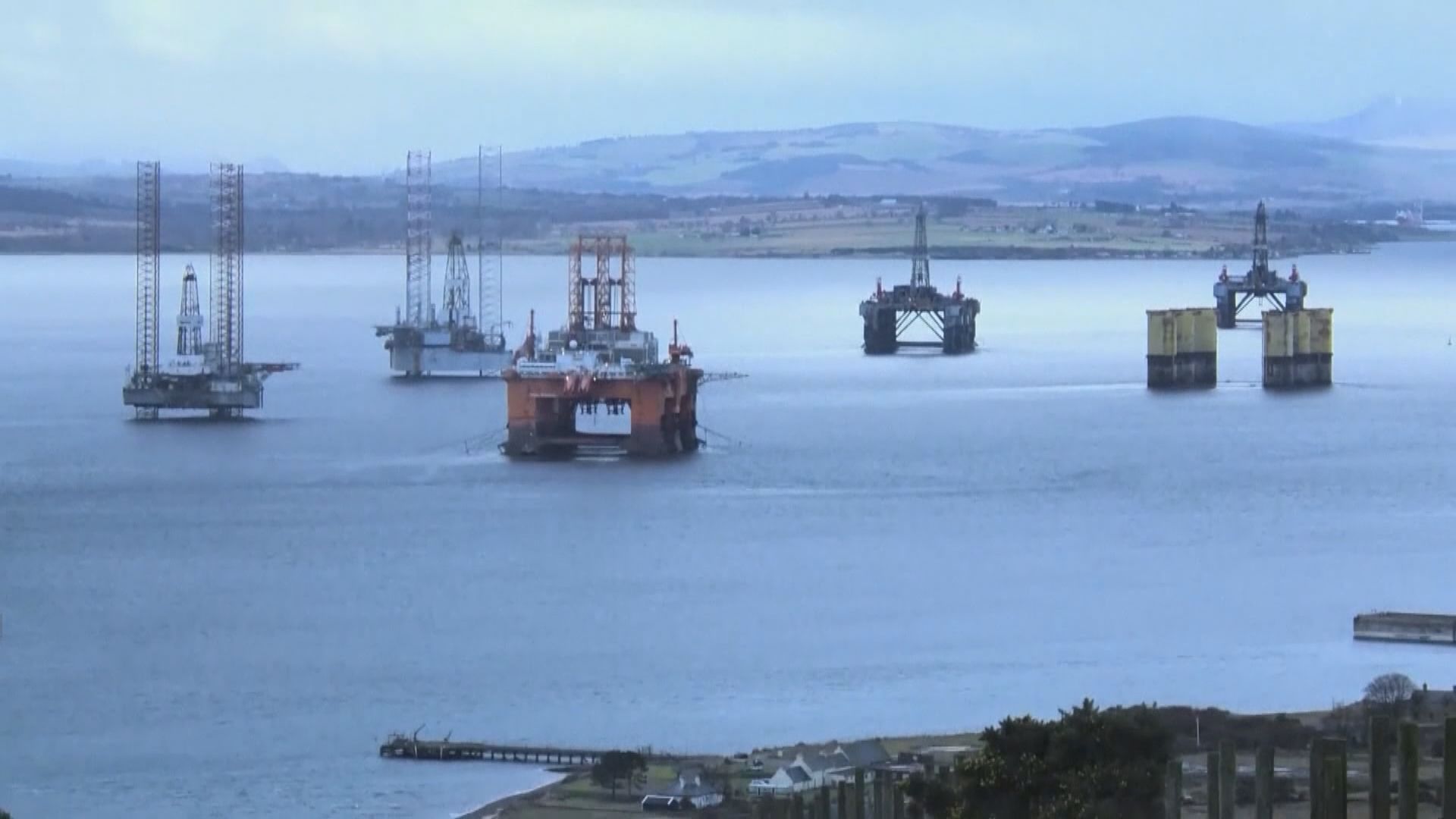 法國正與阿聯酋商討進口原油