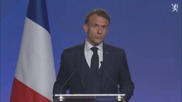 法國總統馬克龍重申表態支持總理貝魯