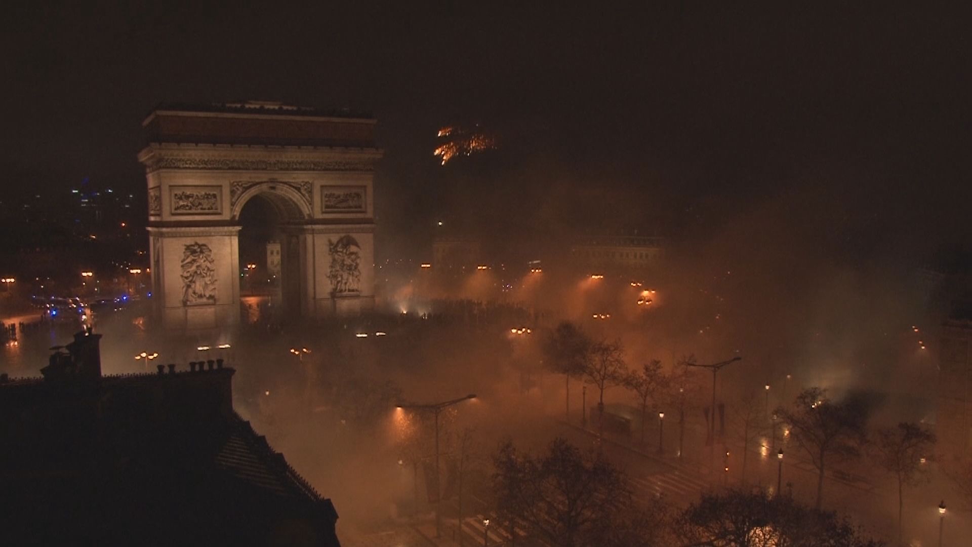 菲利普稱當局未排除頒布緊急狀態