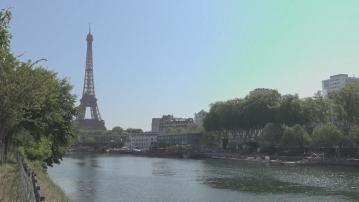 巴黎塞納河三個游泳區將於下月開放　結束一個世紀的禁游令